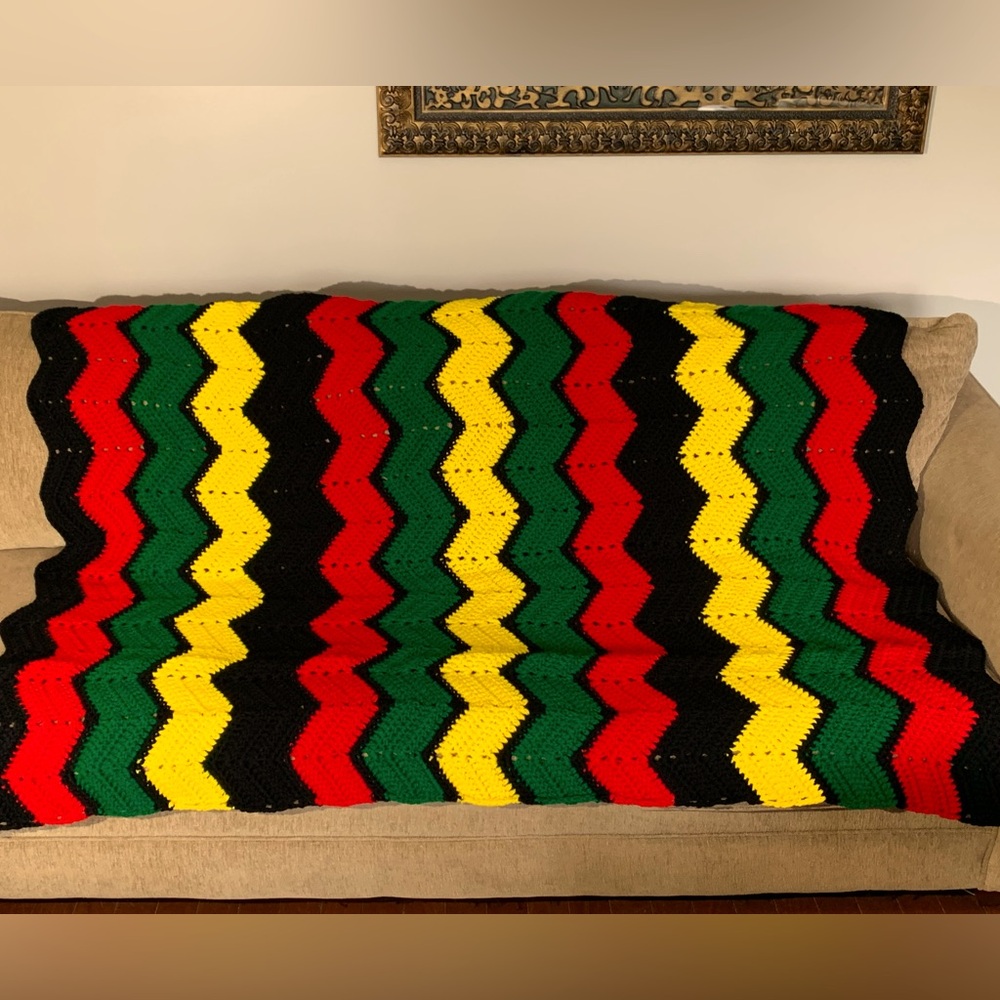 New “Handmade, Ethnic, Afrocentric, Ripple Crochet Afghan”!